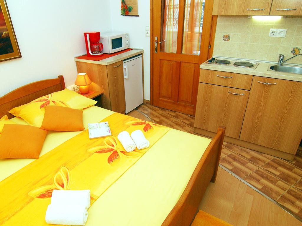 Studios Magnolia Trogir Room photo